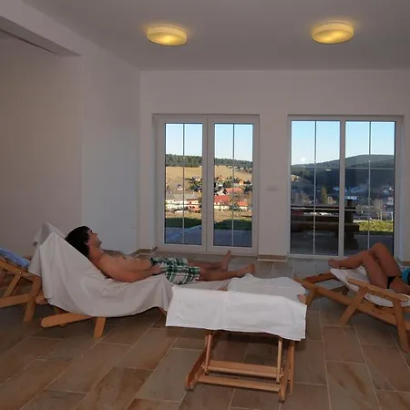 Teddy Διαμέρισμα 4*